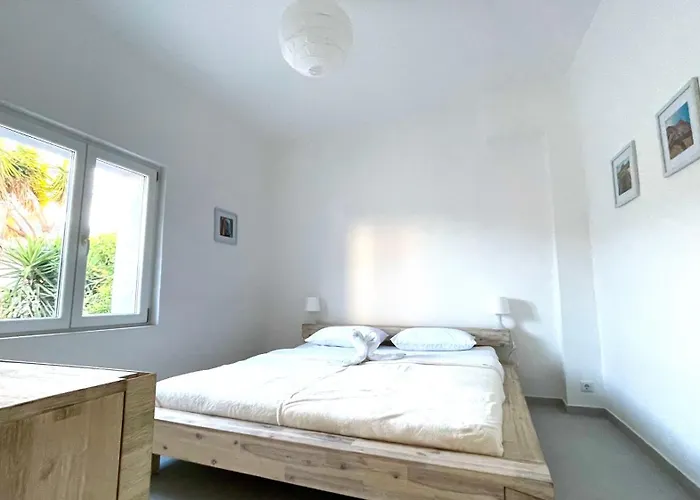 Skapin Dvor Eg Apartman Pakostane